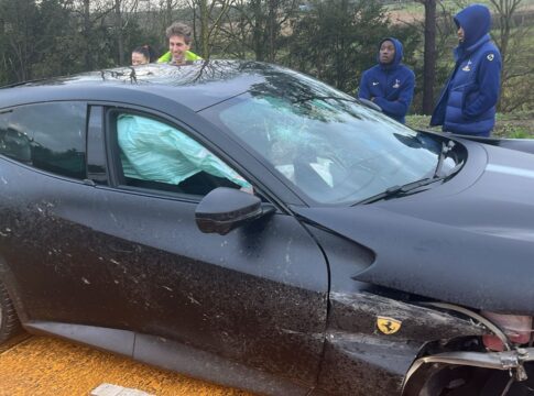 jogador-do-tottenham-sofre-acidente-antes-da-champions-league;-veja