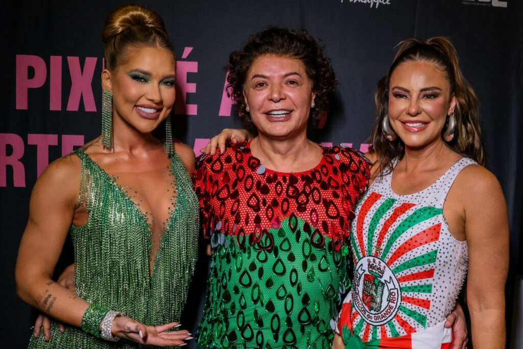 saiba-como-foi-o-encontro-de-virginia-e-paolla-oliveira-na-grande-rio