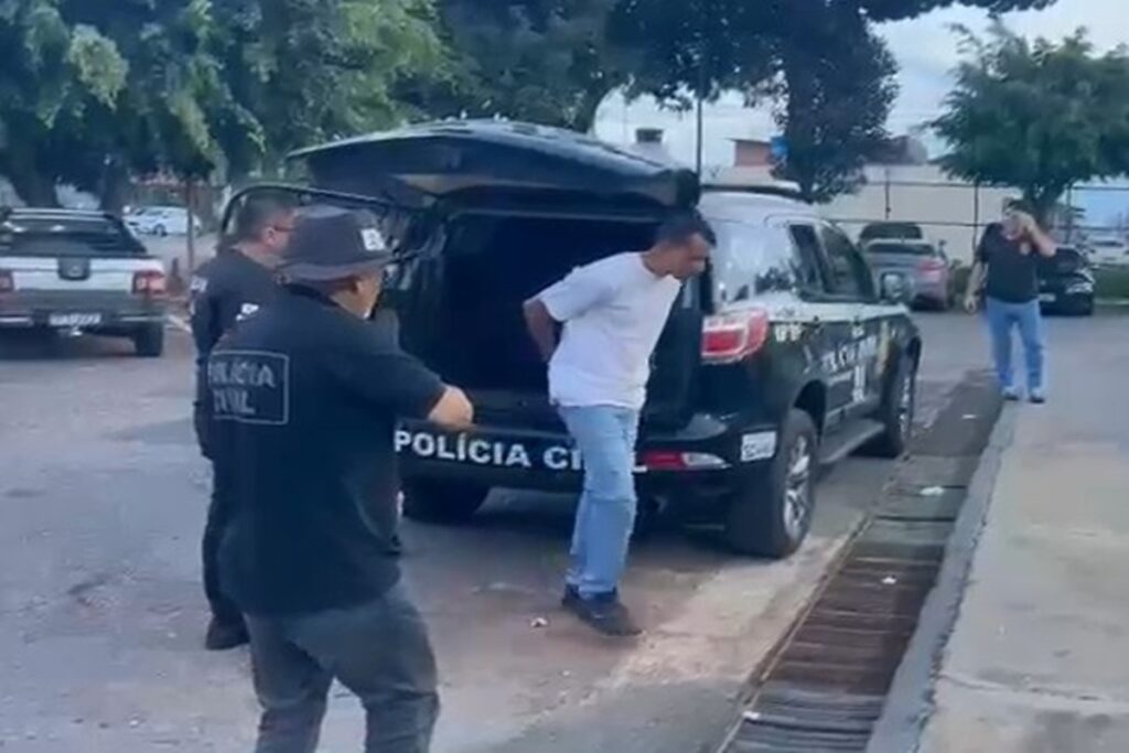 “golpe-do-acougueiro”-da-desfalque-de-picanha-e-file-em-frigorifico.-veja-video