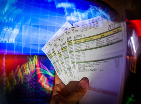 conta-de-luz:-66-mil-familias-do-df-podem-ter-desconto;-confira