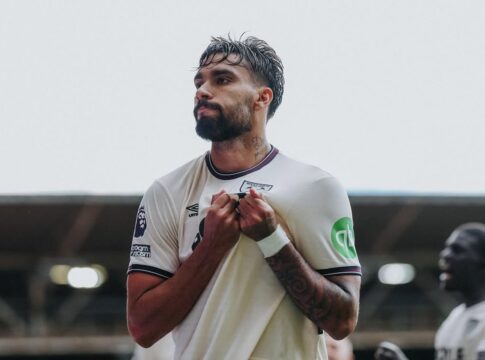 paqueta-celebra-retorno-ao-flamengo:-“muito-feliz-de-voltar-para-casa”