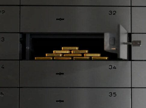 ouro-bate-recordes-na-cotacao-internacional;-entenda-os-motivos