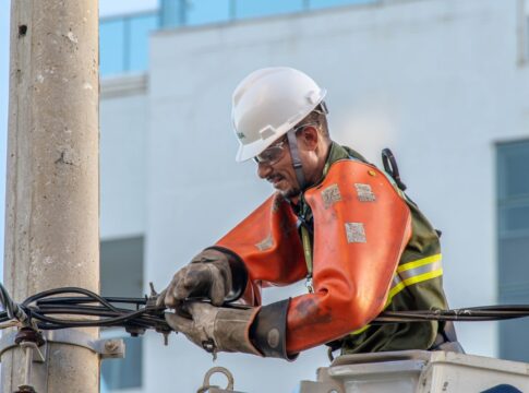 quatro-regioes-do-df-ficam-sem-energia-nesta-quinta-feira.-confira