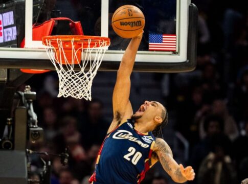 cavaliers-domina-lakers-e-wembanyama-brilha;-veja-resultados-da-nba