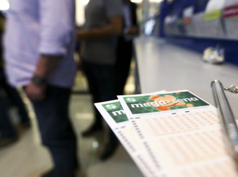 mega-sena-pode-pagar-premio-de-mais-de-r$-100-milhoes-nesta-quinta
