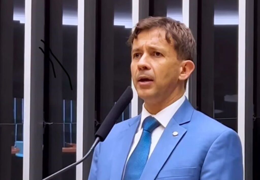 deputado-eduardo-velloso-se-pronuncia-apos-ser-alvo-de-operacao-da-pf