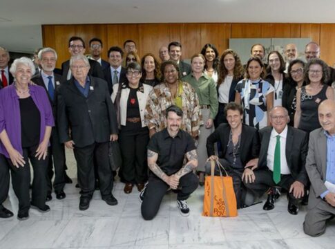 governo-debate-combate-ao-antissemitismo-com-foco-na-educacao