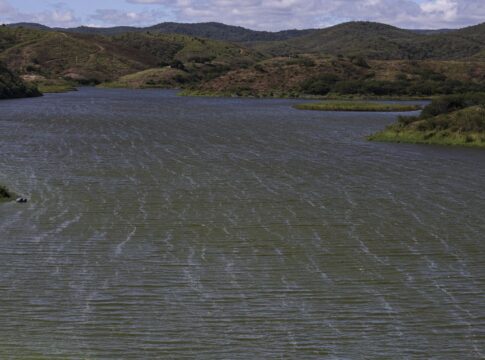 nivel-do-rio-sao-francisco-ultrapassa-cota-de-alerta