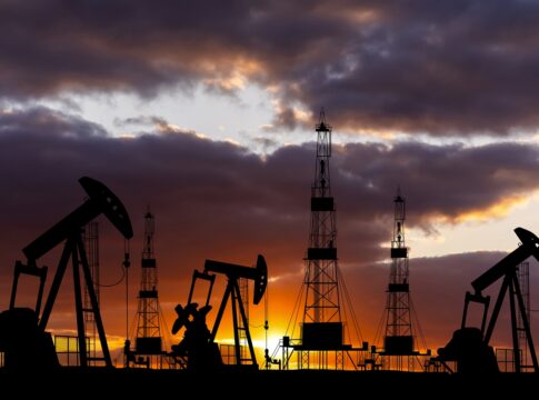 preco-do-petroleo-dispara-apos-novas-ameacas-de-trump-ao-ira