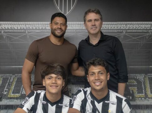filhos-de-hulk-assinam-contrato-com-o-atletico-mg.-confira