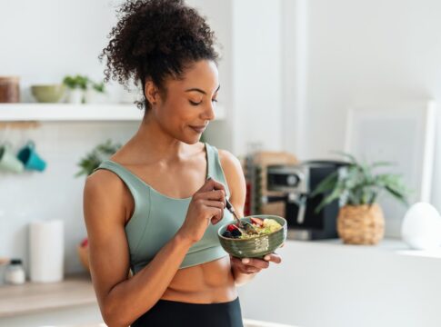 este-habito-simples-ao-comer-ajuda-a-reduzir-o-acucar-no-sangue