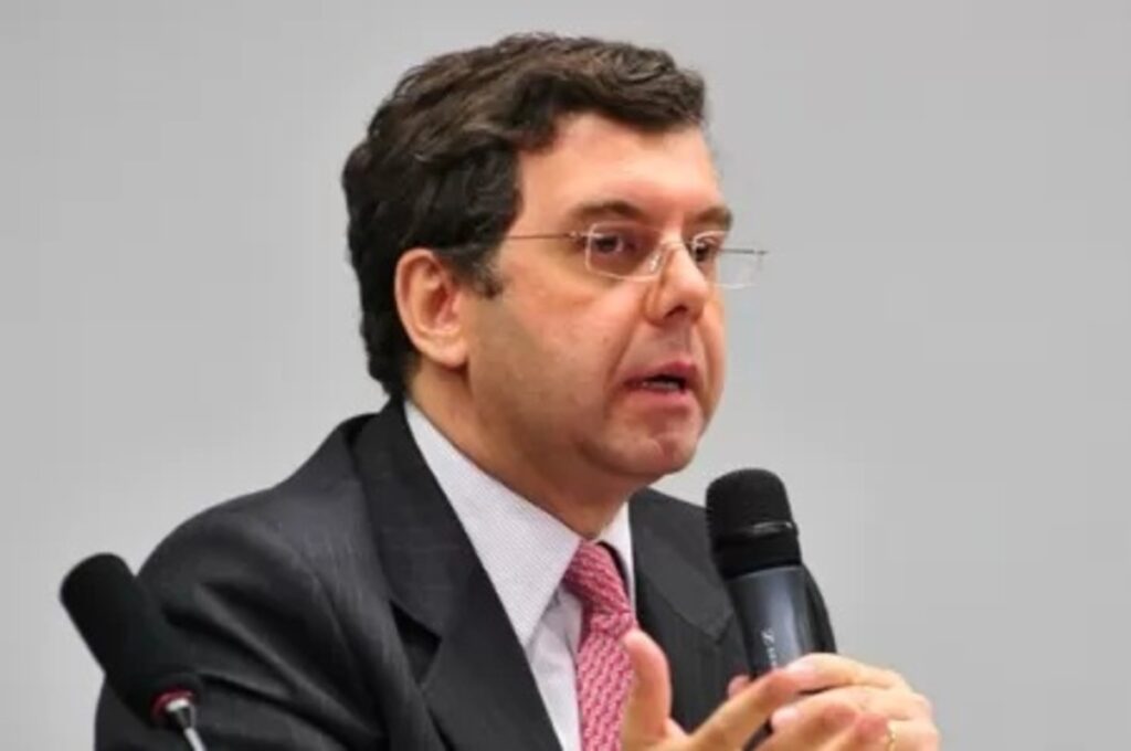 ex-ministro-de-dilma-sobre-atuacao-com-master:-“seguiu-a-legalidade”