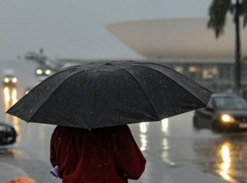 clima:-ciclone-extratropical-aumenta-riscos-de-chuvas-fortes-no-brasil