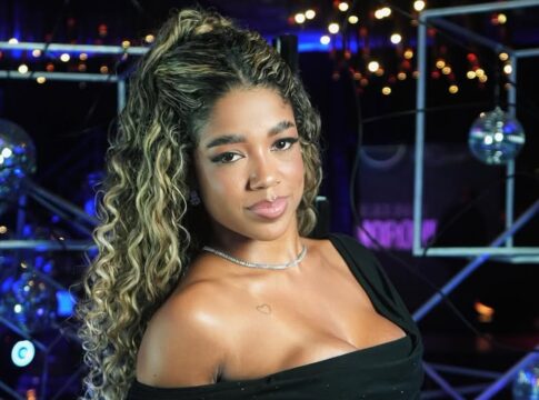 vivi-noronha-toma-atitude-inusitada-apos-ataque-nas-redes-sociais