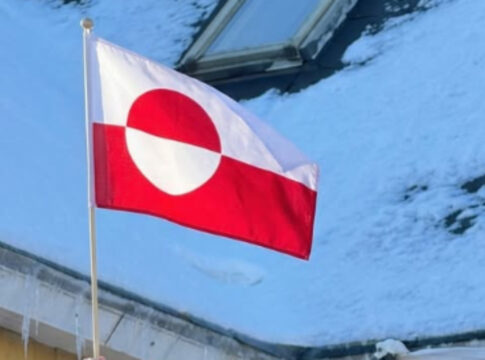 groenlandia-multa-tv-alema-por-filmagem-com-bandeira-dos-eua