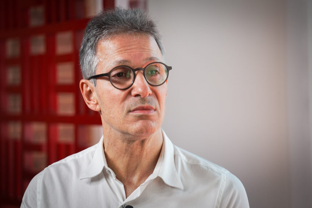 pl-cogita-zema-vice-de-flavio-apos-caiado-trocar-uniao-brasil-pelo-psd