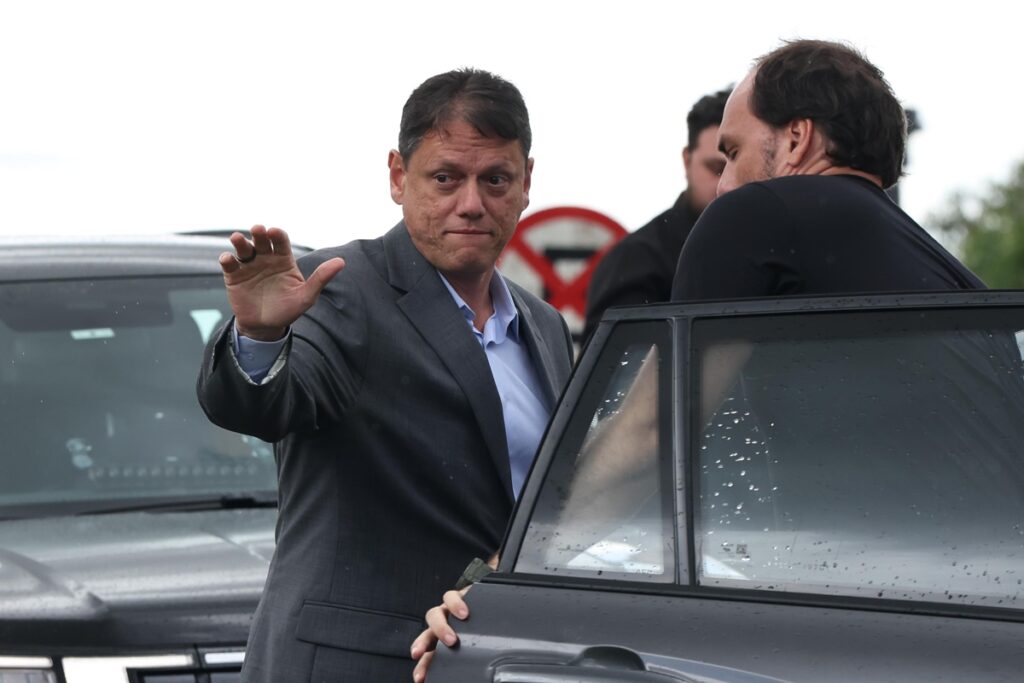 tarcisio-admite-ruido-com-cla-bolsonaro-e-prega-uniao:-“juntar-pecas”