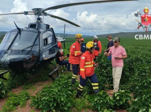 helicoptero-carcara-resgata-ferido-apos-pouso-forcado-de-aviao-no-df