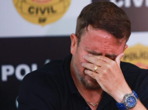 delegado-chora-ao-detalhar-caso-de-piloto-que-agrediu-adolescente