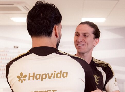 anunciado-oficialmente,-paqueta-refaz-video-de-infancia-no-flamengo