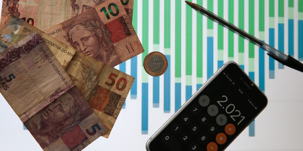 Exportações de serviços batem recorde e alcançam US$ 51,8 bi em 2025 exportacoes-de-servicos-batem-recorde-e-alcancam-us$-51,8-bi-em-2025