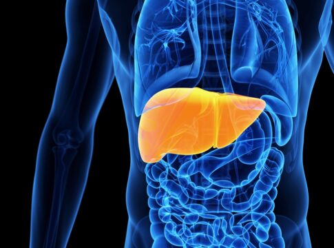 nao-e-so-beber-demais:-hepatologista-revela-o-que-causa-a-cirrose
