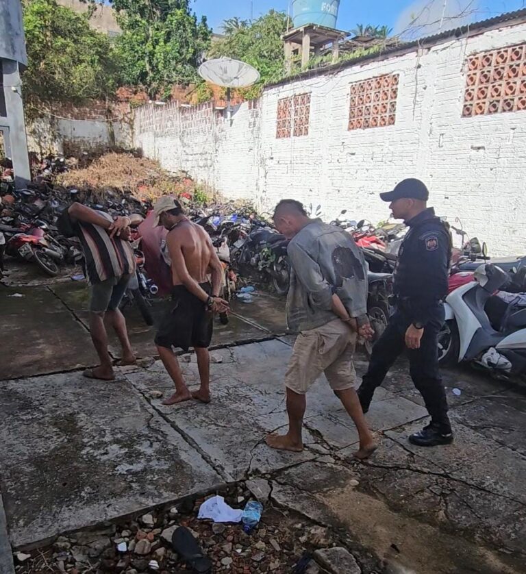 Em Cruzeiro  do Sul, Policiais  Militares do 6º BPM faz operação no centro da cidade e cumpre vários mandados de prisão