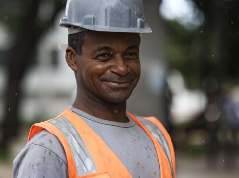 ir-zero-para-quem-ganha-ate-r$-5-mil-vale-nos-salarios-pagos-este-mes