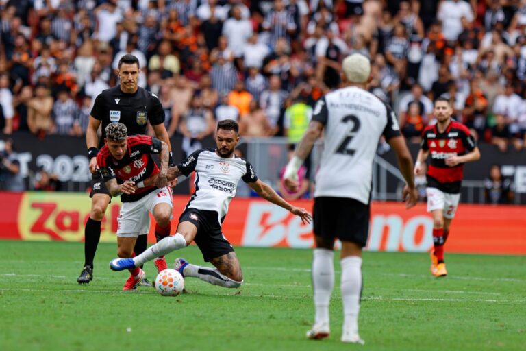 cbf-explica-expulsao-de-carrascal-na-volta-do-intervalo;-leia-nota