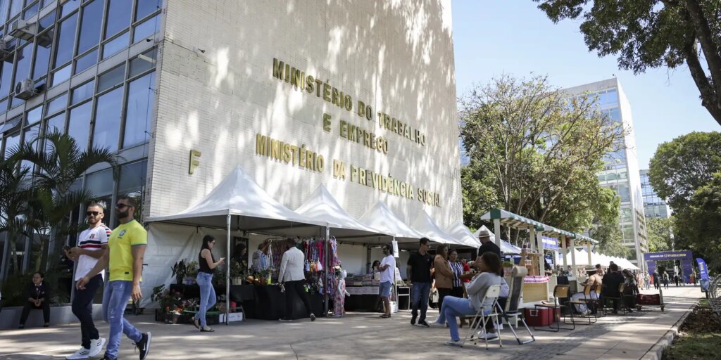 governo-libera-mais-r$-3,9-bi-para-pagar-saque-aniversario-do-fgts