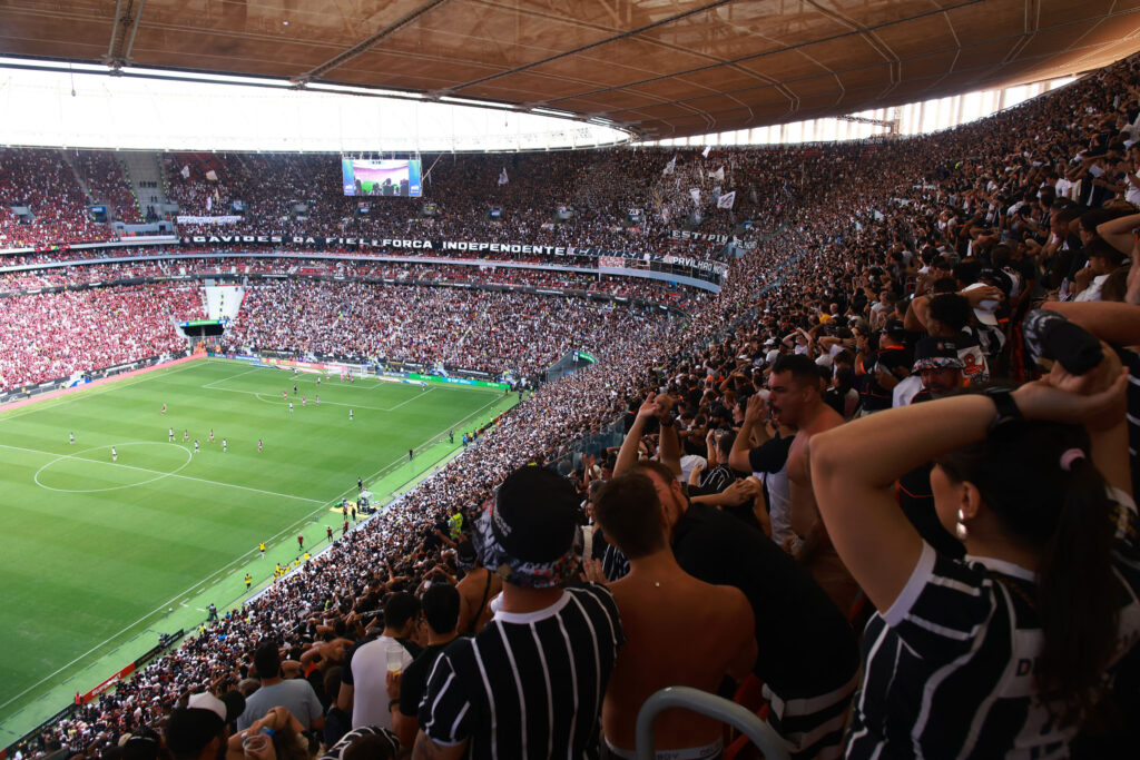 supercopa:-atuacoes-da-arena-bsb-e-da-bilheteria-digital-levaram-conforto-e-seguranca-aos-torcedores-de-flamengo-e-corinthians