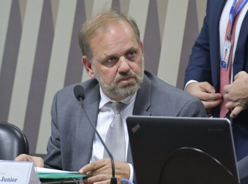 comissao-barra-ida-imediata-de-ex-diretor-da-anm-para-mineradora