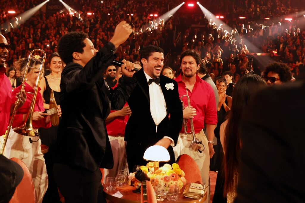 grammy-2026-vira-palco-politico,-provoca-trump-e-domina-debate-global