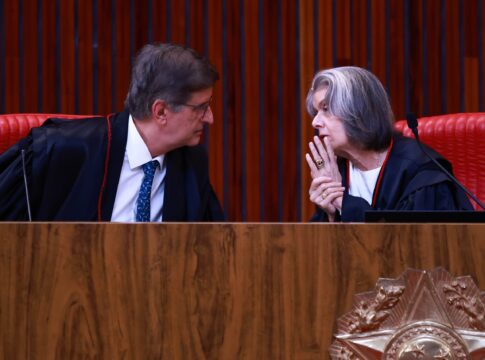 carmen:-tse-deve-ser-“rigoroso-e-intransigente”-com-todo-desvio-etico