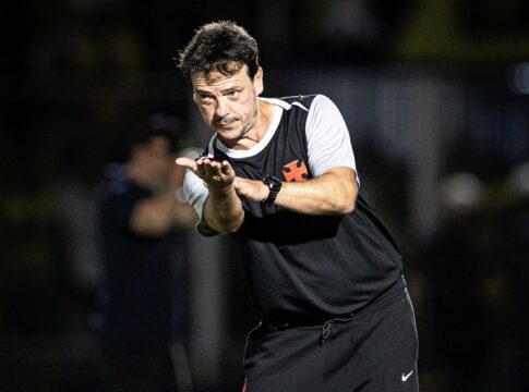 com-brenner-titular,-vasco-divulga-escalacao-para-enfrentar-madureira