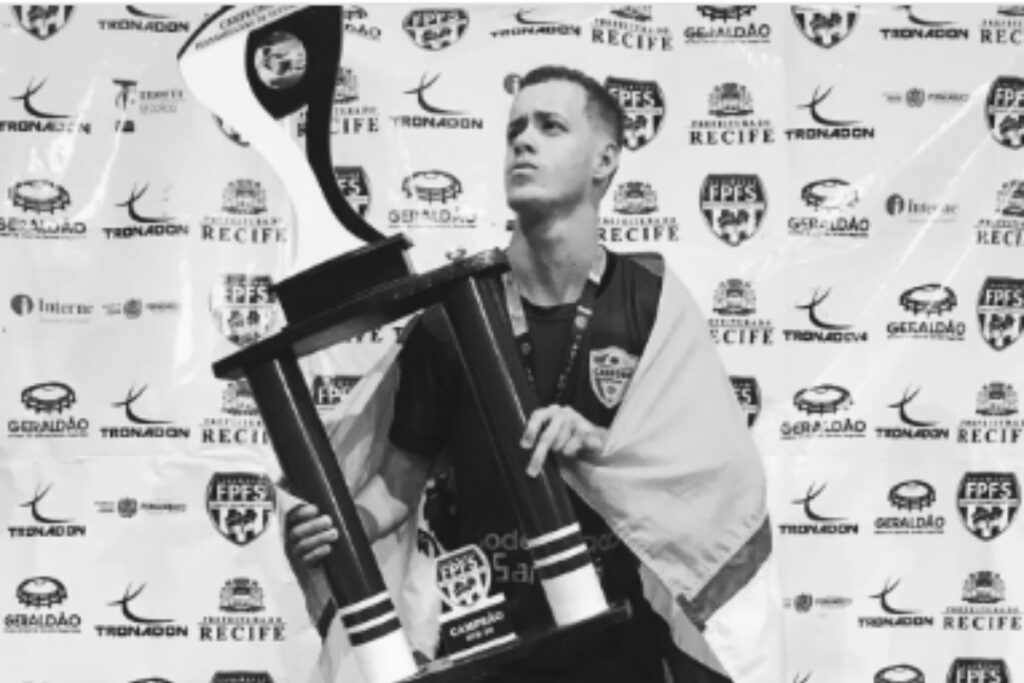 destaque-de-equipe-de-futsal-morre-afogado-no-rio-sao-francisco