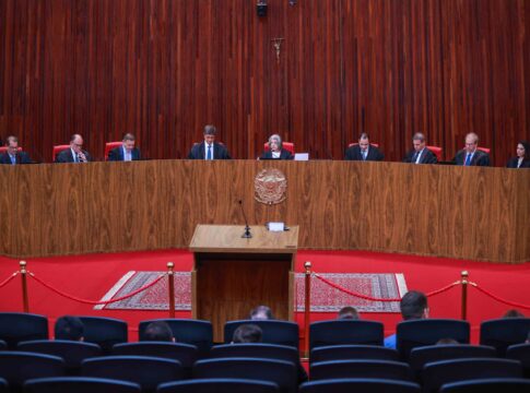 eleicoes:-carmen-pede-que-partidos-atuem-no-“ambiente-da-legalidade”