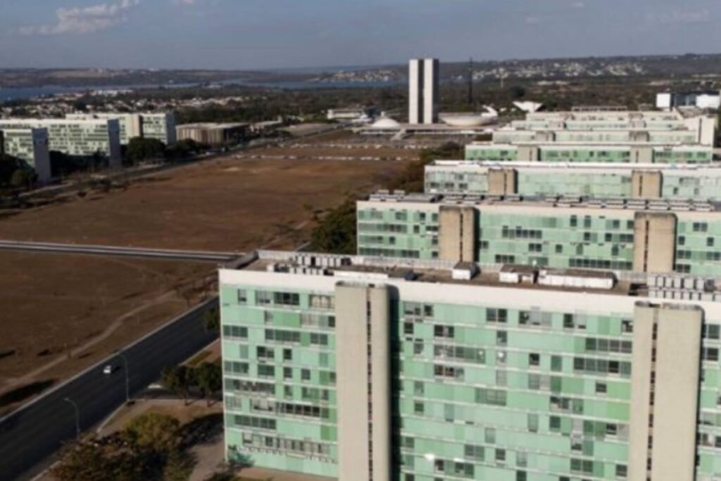 governo-deve-gastar-r$-3,8-bilhoes-com-beneficios-a-servidores-em-2026