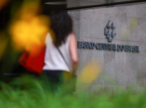 ata-do-copom-reforca-sinalizacao-para-corte-na-selic-a-partir-de-marco