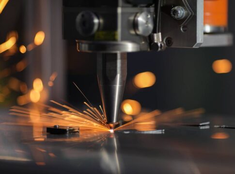 producao-industrial-do-brasil-recua-1,2%-em-dezembro,-diz-ibge