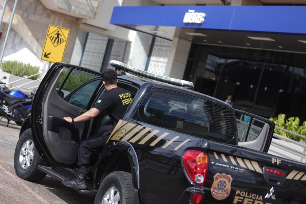 pf-investiga-manobras-societarias-no-brb-apos-proposta-ao-master