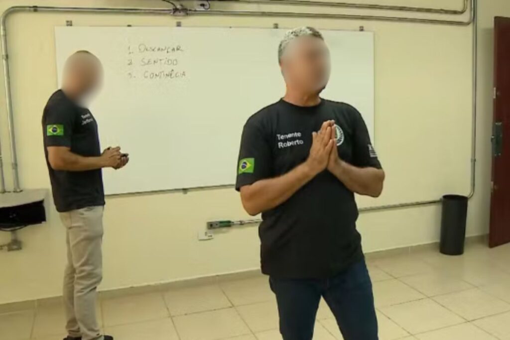 “descancar”:-pm-comete-erros-de-portugues-em-escola-civico-militar