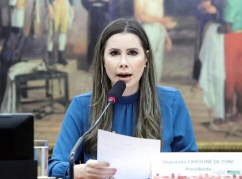 sem-apoio-do-pl-para-o-senado,-carol-de-toni-cogita-mudar-de-partido