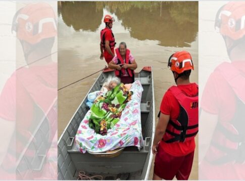 mt:-mae-acamada-e-filha-sao-resgatadas-de-barco-apos-alagamento.-video