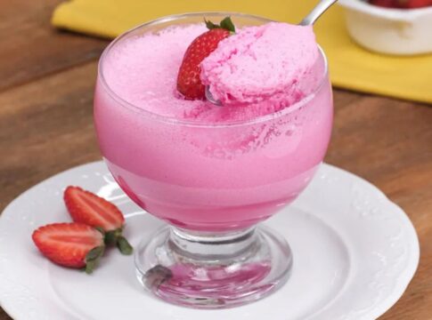 sobremesa-de-2-ingredientes-tem-so-100-kcal-e-16-gramas-de-proteina