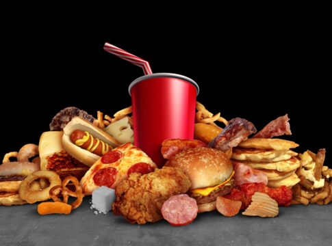 estudo-de-harvard-compara-consumo-de-ultraprocessados-ao-tabagismo