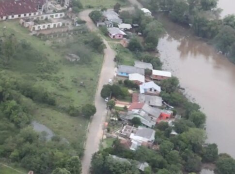 quatro-regioes-do-pais-tem-alerta-de-chuvas-intensas-ate-sabado-(7)