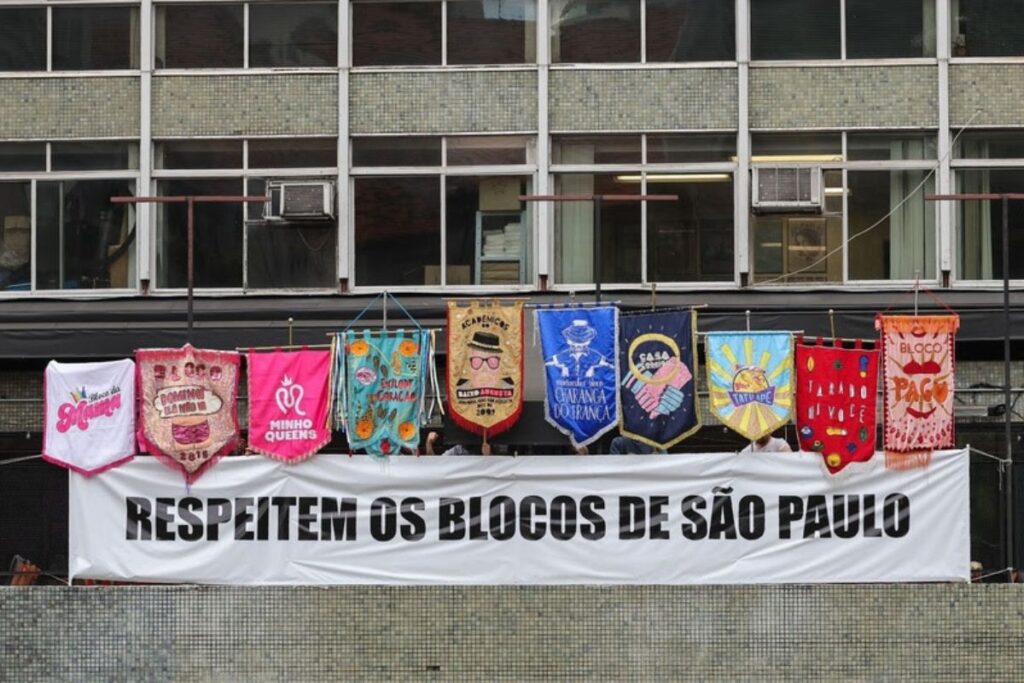 blocos-tradicionais-de-sp-protestam-em-defesa-do-carnaval-de-rua