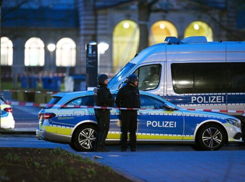 fiscal-morre-apos-apanhar-de-passageiro-em-trem-na-alemanha