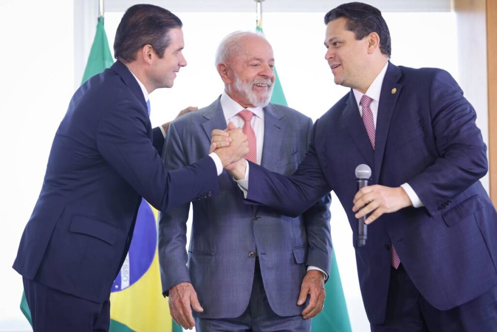 penduricalho-para-servidores:-lula-sera-aconselhado-a-evitar-briga-com-o-congresso